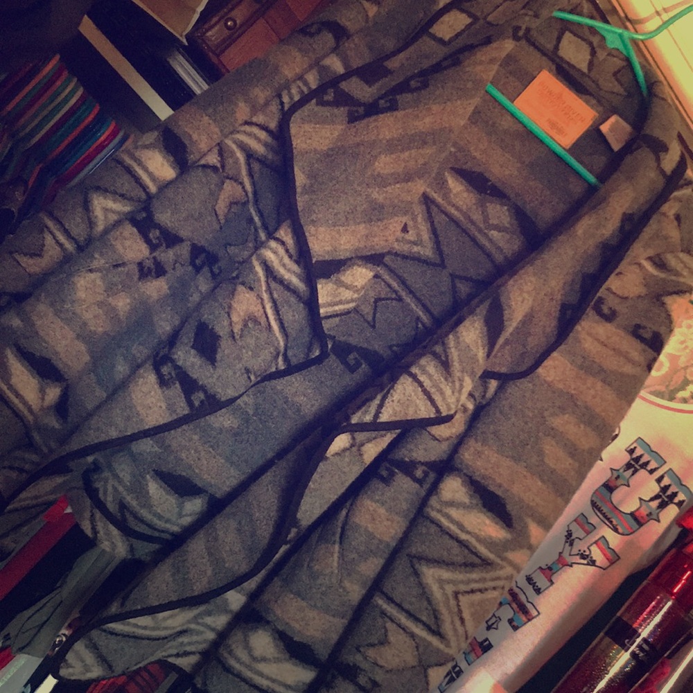 No button/zipper flow cardigan.